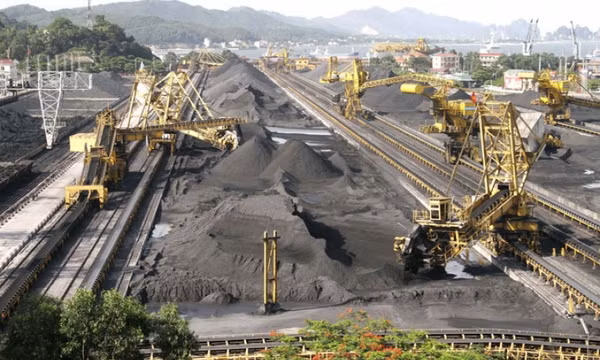 Lấy ý kiến về Dự thảo Chiến lược phát triển ngành than Việt Nam đến năm 2030