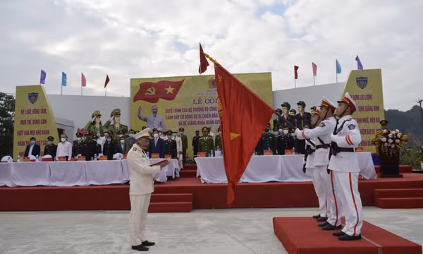 Thành lập Trung đoàn Cảnh sát cơ động dự bị chiến đấu thuộc Công an tỉnh Quảng Ninh