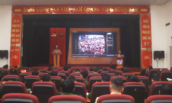 Đầm Hà: Sinh hoạt chuyên đề “Phát triển văn hóa, con người giàu bản sắc Quảng Ninh”