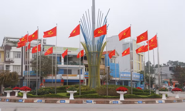 Vân Đồn: Nhộn nhịp sắc xuân đón Tết Giáp Thìn 2024