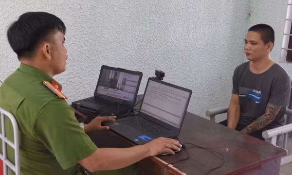 Đâm đồng nghiệp vì ghen tuông với người yêu cũ