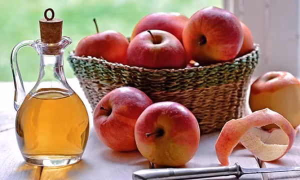 Giấm táo giúp giảm lượng đường trong máu, giảm cân, hỗ trợ chữa bệnh gout