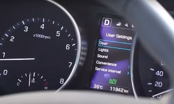 Cách sử dụng tính năng auto-hold cho tài xế mới