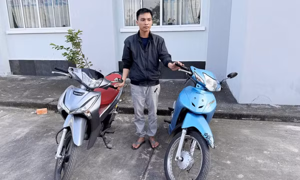 Thua bạc, vào khu công nghiệp trộm cắp xe môtô của công nhân