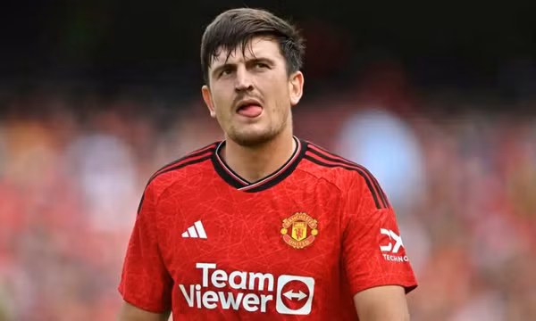 Harry Maguire gặp rắc rối mới về án tù treo