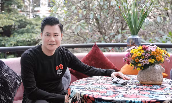 Quang Dũng U50 không quan trọng tình yêu, sống an nhàn bên mẹ già 84 tuổi