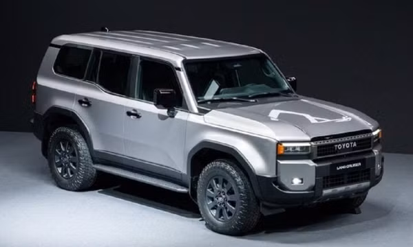 Toyota Land Cruiser Prado 2024 giá dự kiến 2,7 tỷ đồng tại Việt Nam