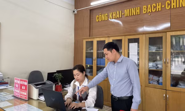 Tiếp tục đổi mới phong cách, lề lối làm việc; nâng cao hiệu quả công tác thông tin hoạt động của lãnh đạo tỉnh