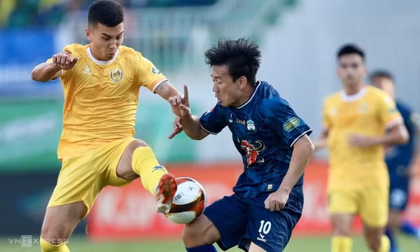 HAGL tiếp tục đứng cuối bảng V-League