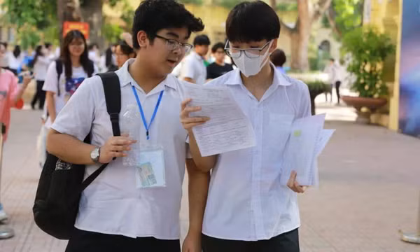 Bộ GD-ĐT “tuýt còi” địa phương xét tuyển lớp 10 bằng chứng chỉ ngoại ngữ