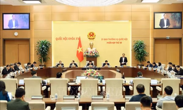 Đề xuất bổ sung 3 chức danh vào diện đối tượng cảnh vệ