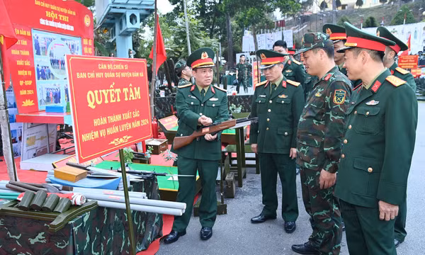 Triển khai công tác huấn luyện năm 2024: Quyết tâm giành kết quả cao nhất