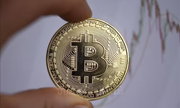 Giá Bitcoin trở lại mốc 50.000 USD lần đầu tiên kể từ năm 2021
