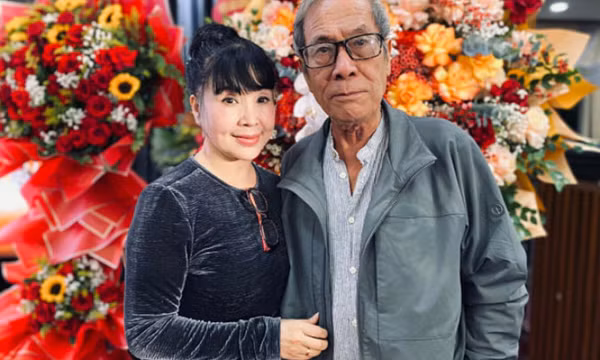 NSND Lan Hương 'Em bé Hà Nội': Càng lớn tuổi càng yêu chồng
