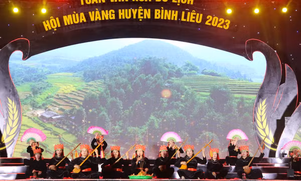 Thực hiện chủ đề công tác năm 2024: Bình Liêu quyết tâm từ ngày đầu, tháng đầu 