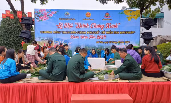 Sôi nổi lễ hội “Bánh chưng xanh”