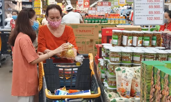 Doanh nghiệp ráo riết kích cầu tiêu dùng cuối năm
