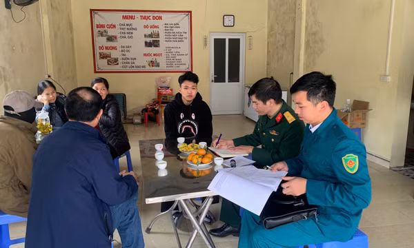 "3 gặp, 4 biết” trong tuyển quân ở Vân Đồn  