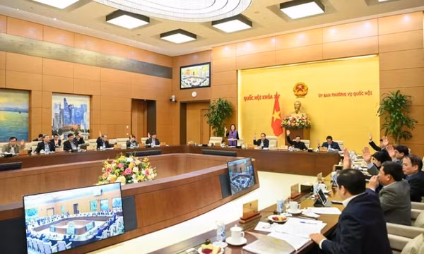 Hỗ trợ người dân, doanh nghiệp, tạo thêm động lực phát triển kinh tế, xã hội