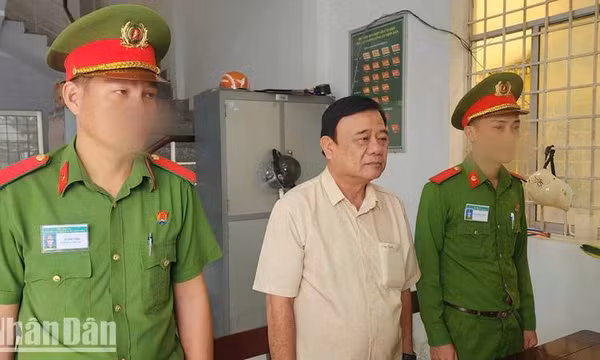 Kiên Giang: Bắt tạm giam nguyên Phó Chủ tịch Ủy ban nhân dân huyện Tân Hiệp
