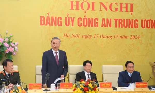 Dành toàn tâm, toàn lực, bảo vệ tuyệt đối an ninh, an toàn Đại hội Đảng toàn quốc lần thứ XIV