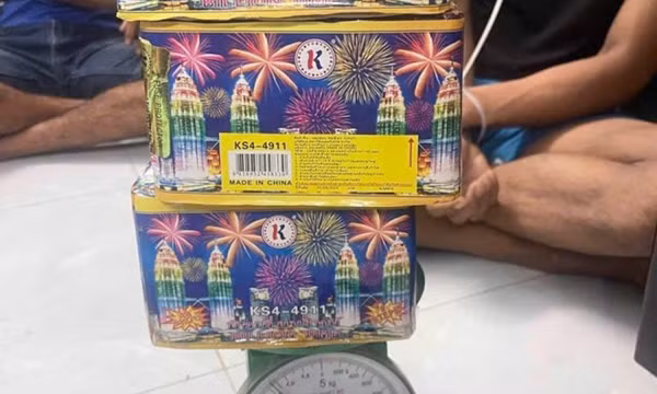 Tàng trữ ở phòng trọ 2,2kg vật liệu nổ để chế tạo pháo