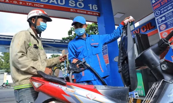 Doanh nghiệp bán lẻ xăng dầu lo ngại đề xuất của Bộ Công Thương