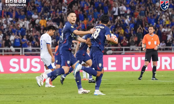 Thắng nghẹt thở Philippines sau 120 phút, Thái Lan gặp Việt Nam ở chung kết ASEAN Cup 2024