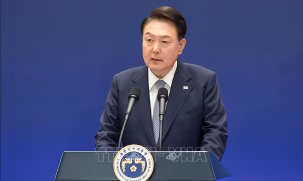 Tòa án Hàn Quốc phê chuẩn lệnh bắt giữ Tổng thống Yoon Suk Yeol
