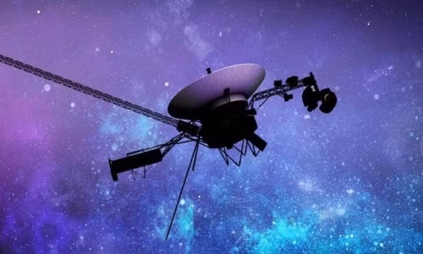 Tàu vũ trụ bay xa nhất của NASA đang chết dần