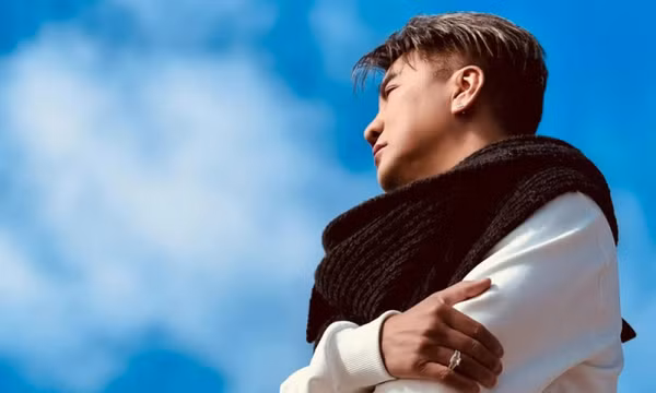 Đàm Vĩnh Hưng rút đơn kiện chồng ca sĩ Bích Tuyền
