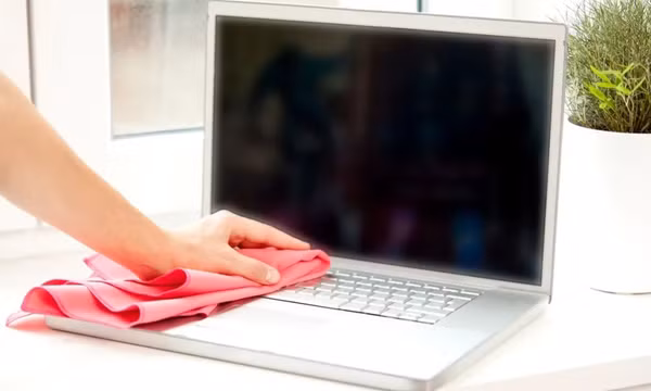 5 vật dụng văn phòng cần được vệ sinh thường xuyên