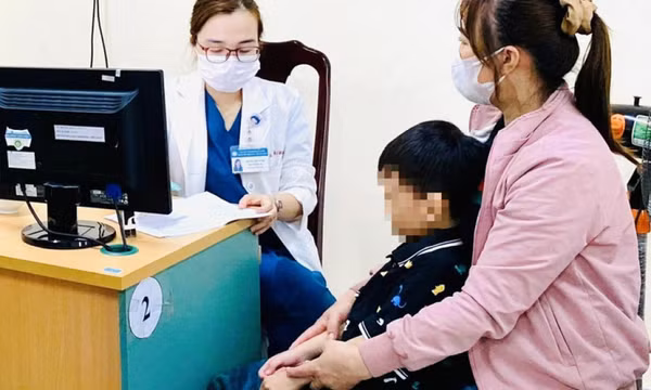 Lạm dụng thuốc bổ cho trẻ, hậu quả khôn lường
