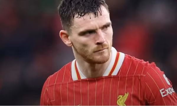 Liverpool thông báo án treo giò của Robertson