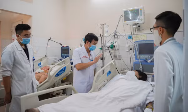 13 nạn nhân vụ cháy nhà 4 tầng ở TP HCM bị ngạt khí, bỏng hô hấp