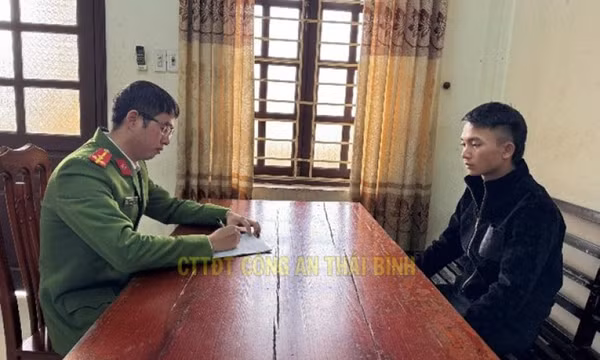Bắt nhanh đối tượng cướp giật tại tiệm vàng ở Thái Bình