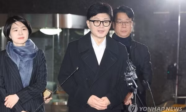 Đảng cầm quyền Hàn Quốc đề nghị Tổng thống Yoon Suk-yeol rời đảng