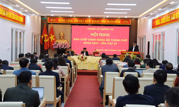 Móng Cái: Tổng kết Nghị quyết số 18-NQ/TW và triển khai phương án sắp xếp, tinh gọn bộ máy