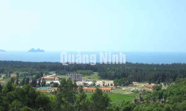 Phong cảnh đặc khu Vân Đồn