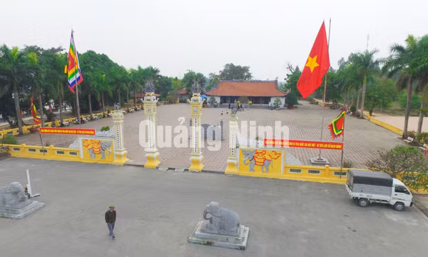 Đền Trần Hưng Đạo và Miếu Vua Bà (TX Quảng Yên)