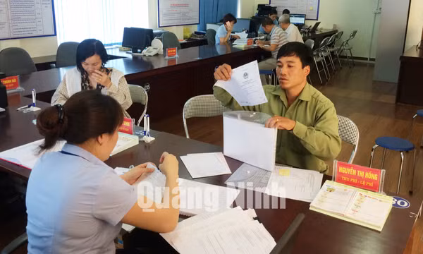 Trung tâm Hành chính công TP Uông Bí