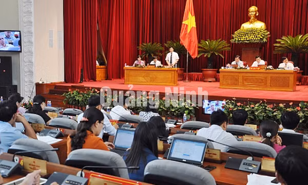 Kỳ họp thứ 15, HĐND tỉnh khóa XII, tháng 7-2014