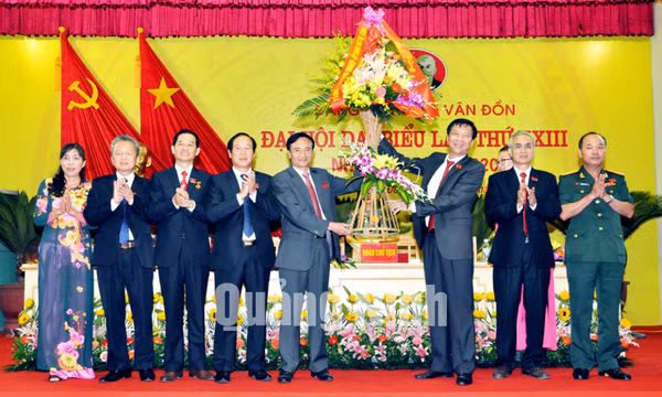 Đại hội đại biểu Đảng bộ huyện Vân Đồn lần thứ XXIII, nhiệm kỳ 2015-2020