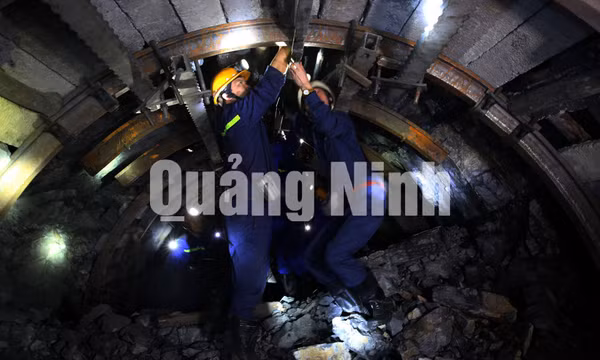 Công ty Xây lắp mỏ