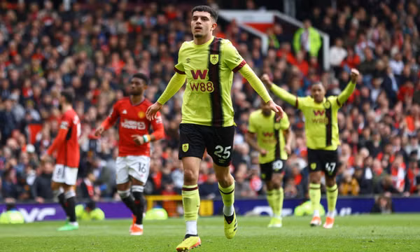 Thỉnh thoảng mới ghi bàn, Antony không cứu được Man United