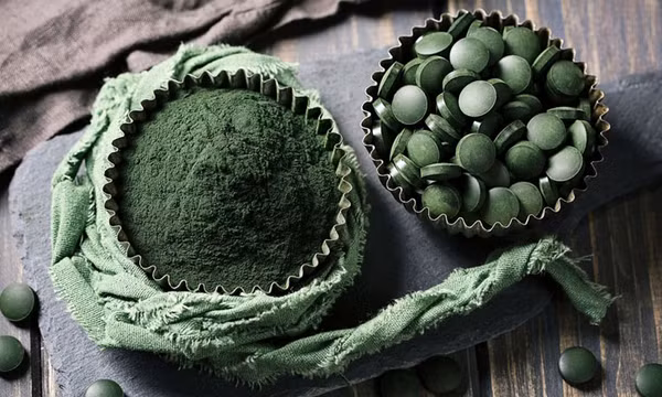 Bí mật về công dụng của tảo xoắn với sức khỏe mà bạn không nên bỏ qua