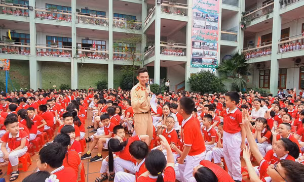 Xử lý 159 trường hợp vi phạm chưa đủ độ tuổi điều khiển phương tiện tham gia giao thông