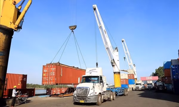 Kiểm soát lạm phát, tạo dựng niềm tin cho cộng đồng doanh nghiệp 