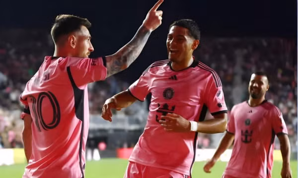 Messi xoay chuyển càn khôn, ghi bàn giúp Inter Miami thoát hiểm tại MLS