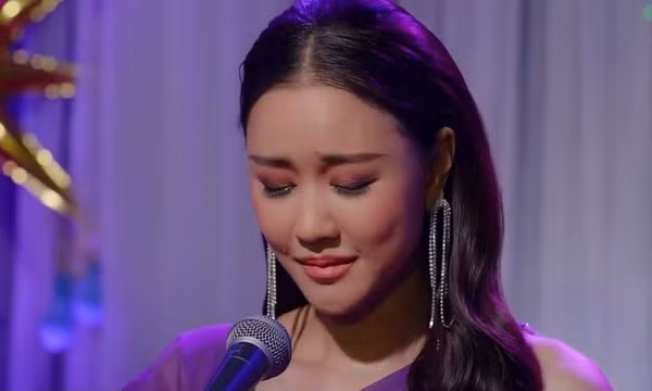 'Đóa hoa mong manh' - bộ phim ngô nghê của Mai Thu Huyền